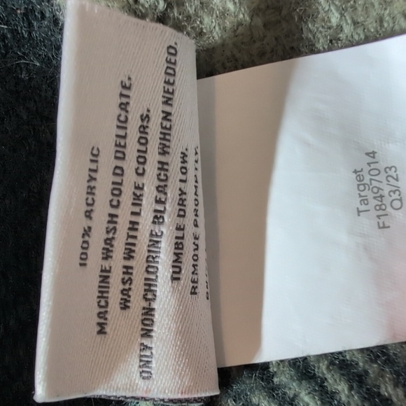 Winter Plaid Woven Throw Blanket Tonal Green - Hearth & Hand - Picture 5 of 5